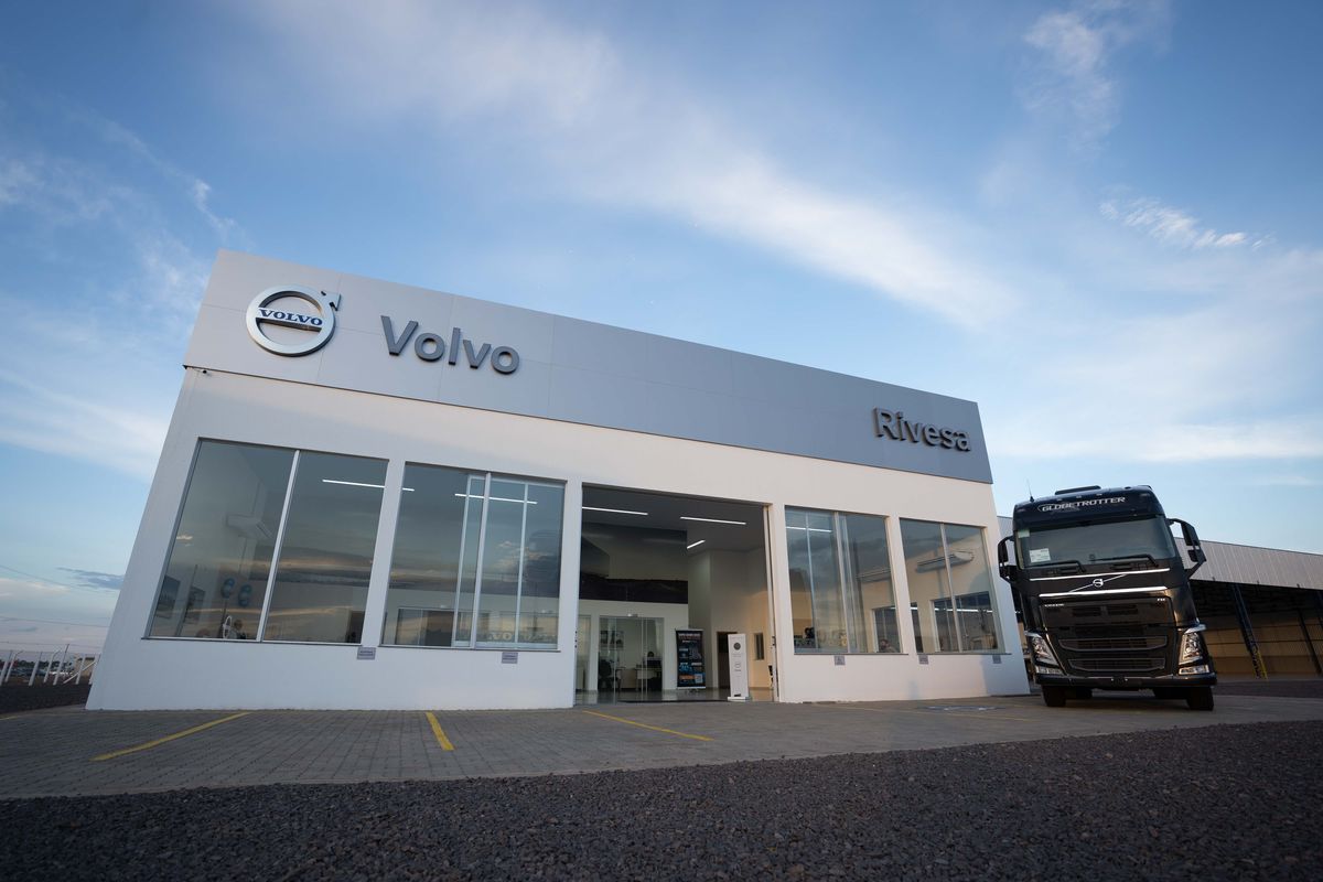 Volvo - concessionária Rivesa - Três Lagoas (GO)
