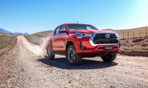 Nova Hilux diesel: 14% mais potente e 4% mais econômica.