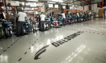 Aos 20 anos, fábrica da FPT faz um motor a cada 3 minutos