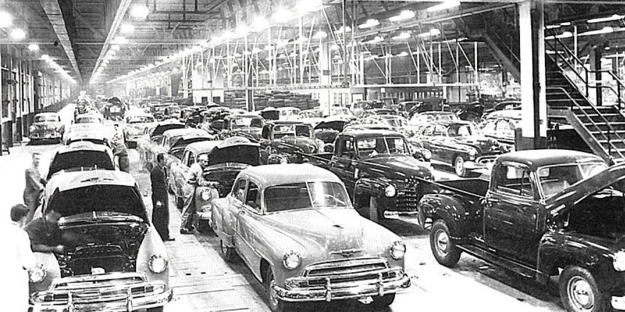 Aos 96 anos, GM é agora a montadora mais antiga do País