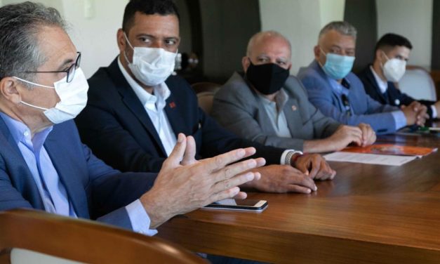 Trabalhadores da Ford mantêm mobilização em defesa do emprego