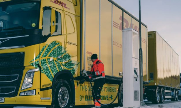 Volvo e DHL iniciam teste com caminhões pesados elétricos