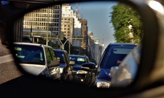 Com alta do ICMS, venda de carros despenca em São Paulo
