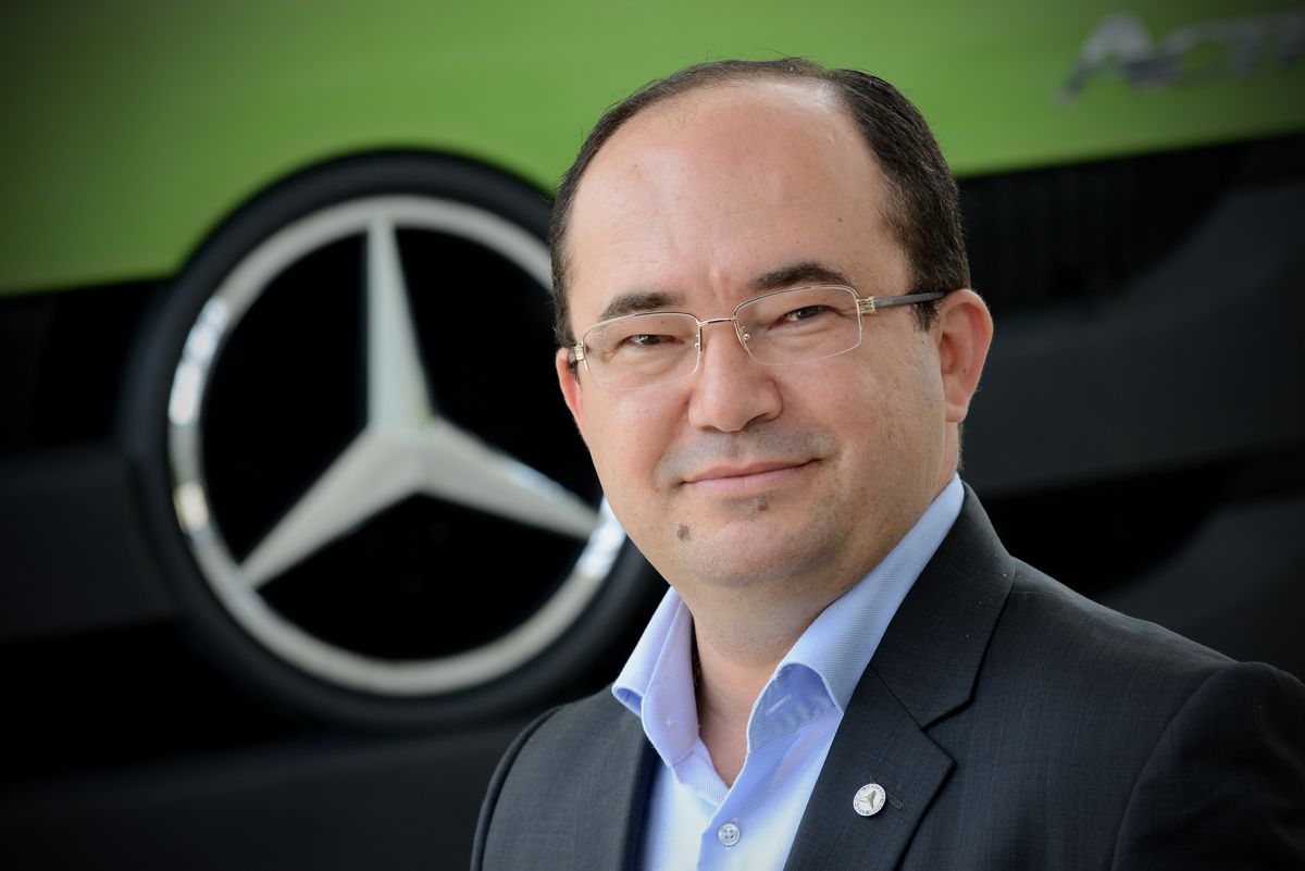 Mercedes-Benz - Silvio Renan, diretor de Peças e Serviços ao Cliente da Mercedes-Benz do Brasil