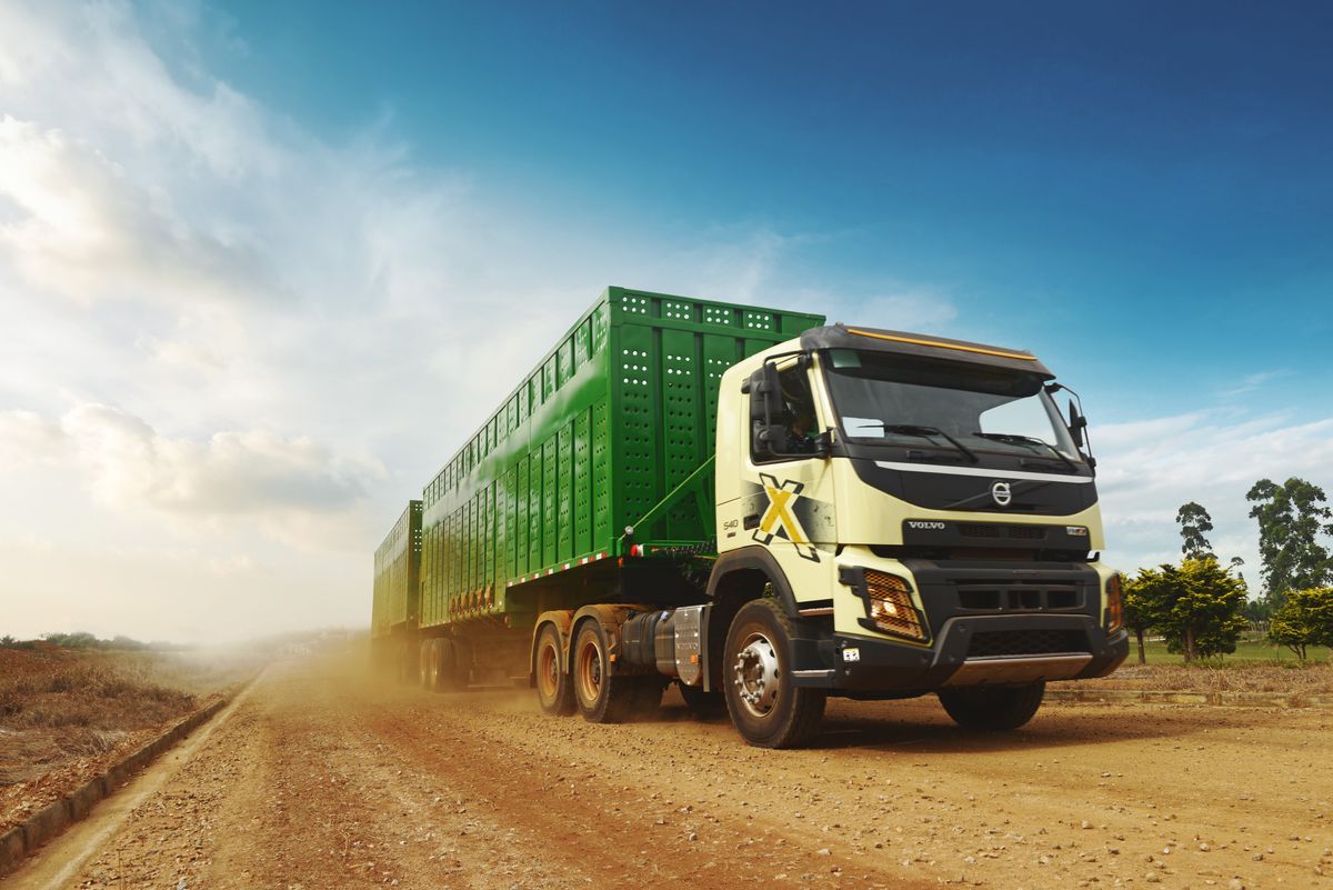 Volvo FMX - Raízen - sucroalcooleiro