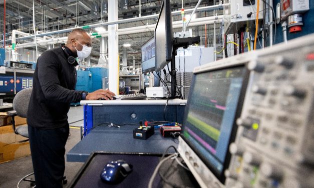 Ford terá laboratório de US$ 185 milhões para baterias