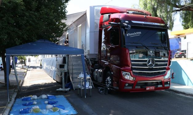 Mercedes-Benz avança com projeto de unidades móveis de saúde