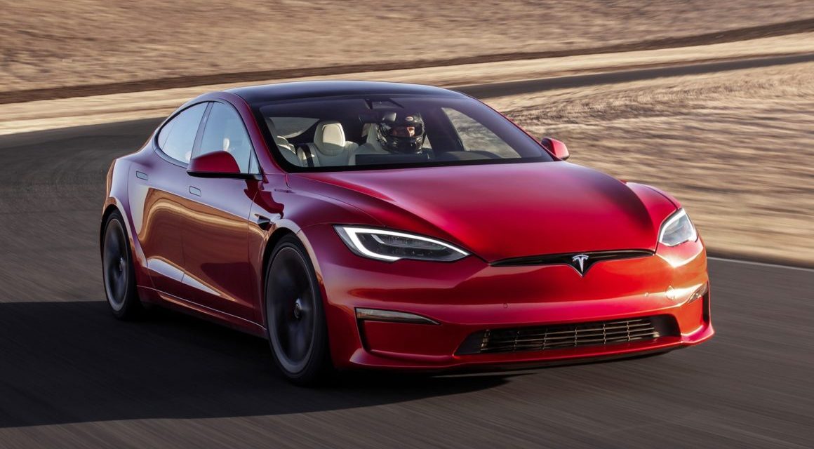 Novo Tesla Modelo S chega a 100 km/h em apenas 2 segundos