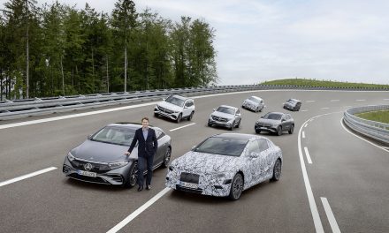 Mercedes-Benz acelera investimentos para se tornar uma marca elétrica