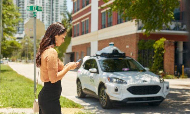 Robotáxis da Ford começam a rodar em Miami este ano