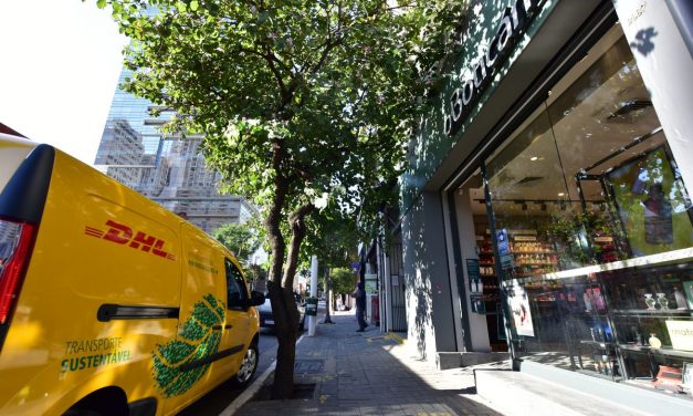 DHL eletrifica as entregas para O Boticário em São Paulo