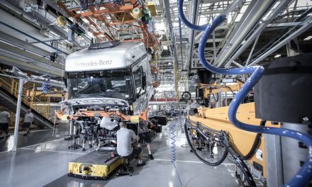 Produção de caminhões apura alta de 24% em outubro
