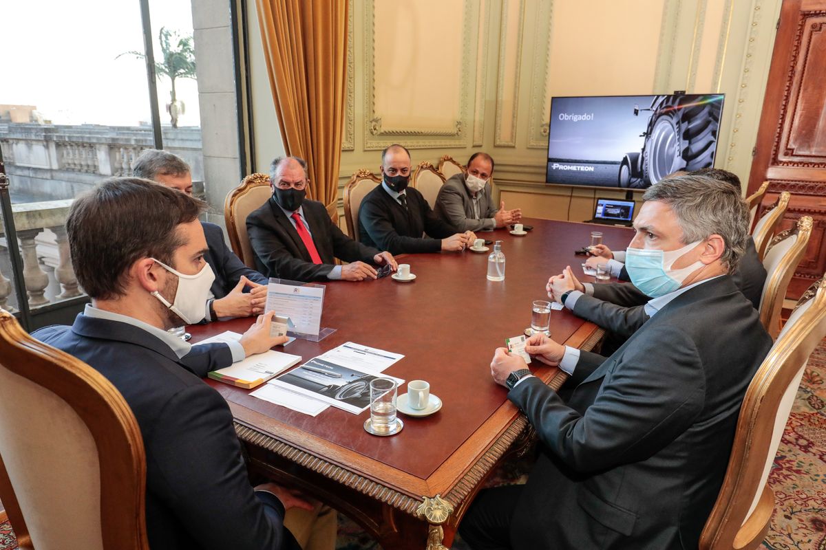 Prometeon - governador Eduardo Leite e Eduardo Fonseca, da Prometeon