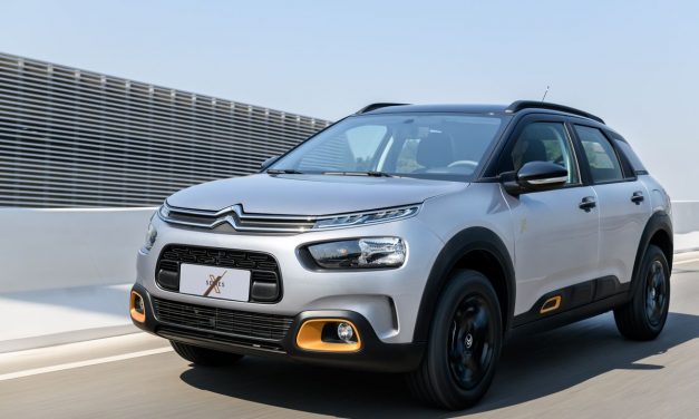 Age and New C3 friendly fire play against Citroën Cactus