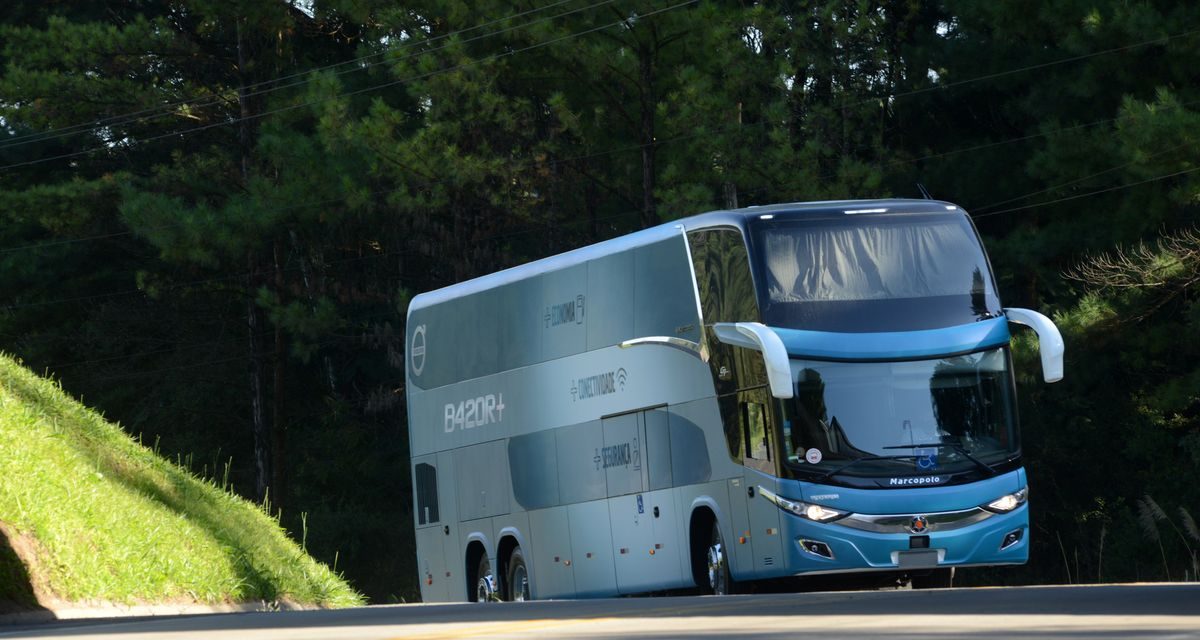Volvo aprimora linha de ônibus rodoviário