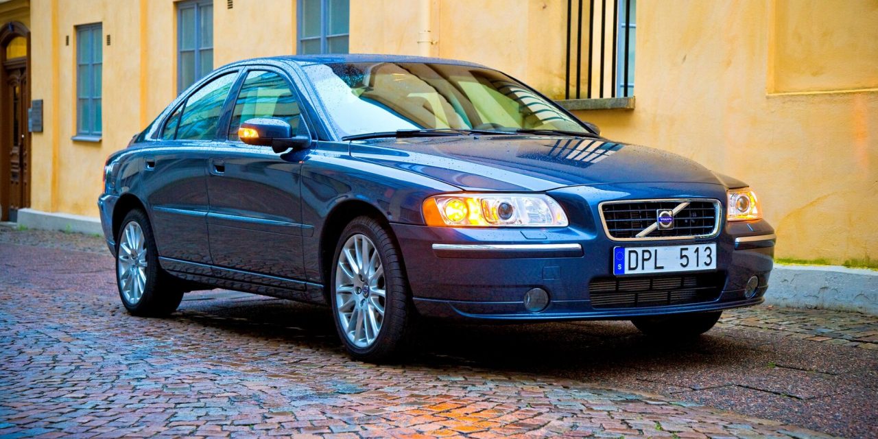 Volvo trocará airbags de 460 mil carros em todo o mundo