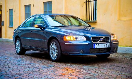 Volvo trocará airbags de 460 mil carros em todo o mundo