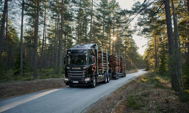 Scania e sueca SCA desenvolvem de caminhão elétrico florestal