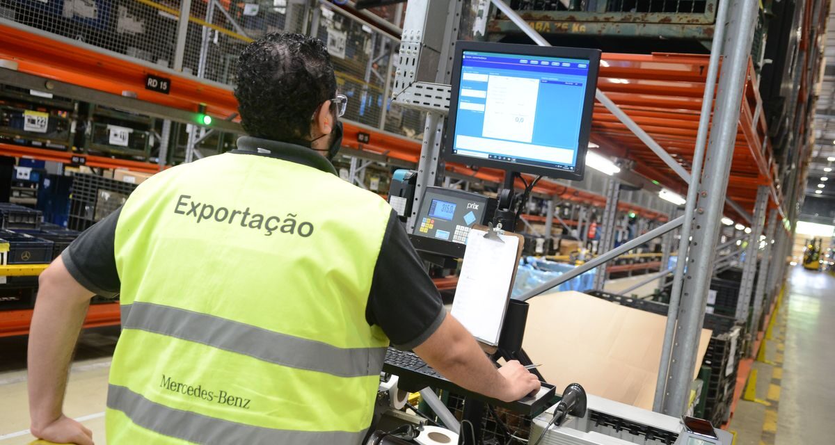 Exportações em CKD da Mercedes-Benz chega a 150 mil unidades