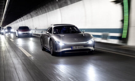 Mercedes-Benz Vision EQXX faz 1.000 Km com uma carga de bateria