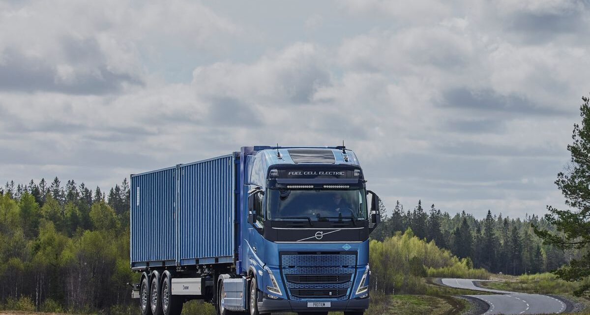 Volvo começa a testar caminhão movido a hidrogênio