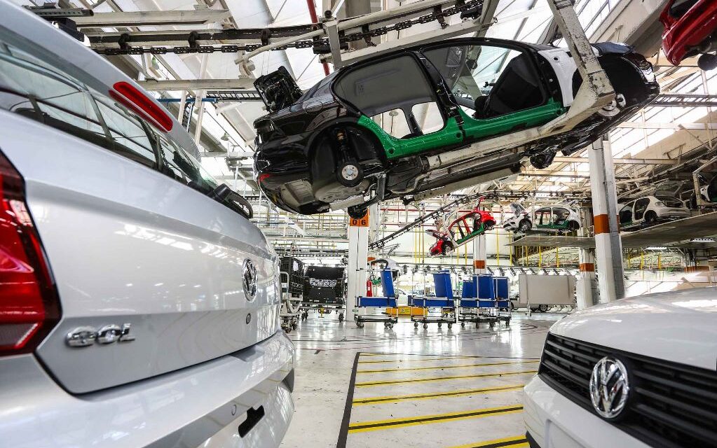 Volkswagen interrompe produção em Taubaté por falta de componentes