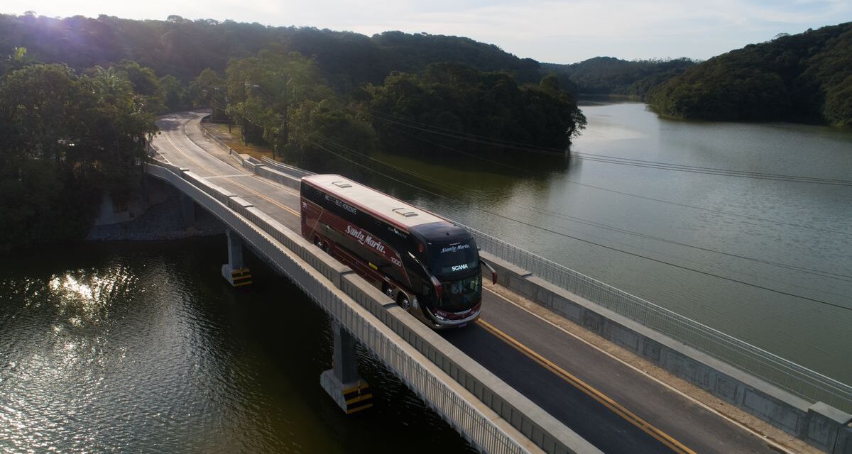 Scania atualiza linha de ônibus com nova geração de veículos