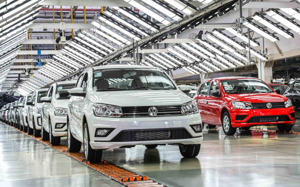 Polo ultrapassa Onix e VW suspende de vez o lay-off em Taubaté