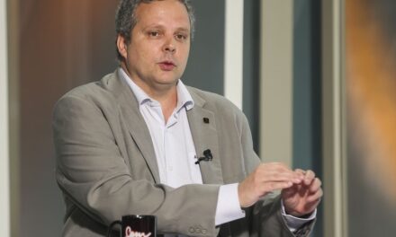 8º Fórum IQA recebe presidente do Inmetro