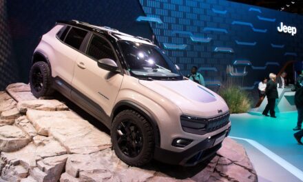 Stellantis confirma produção do Jeep Avenger em Porto Real