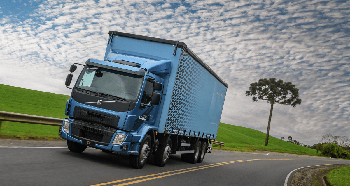 Volvo atualiza caminhões e inicia nova operação de motores no País