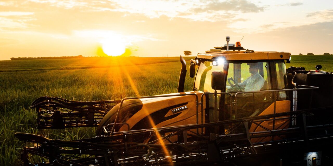 Com mercado em alta, Valtra investe em novos pulverizadores