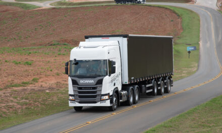Scania abre empresa para aluguel de caminhões
