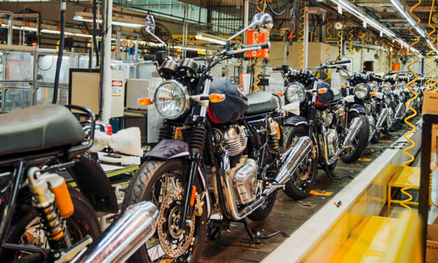 Royal Enfield começa montar motocicletas em Manaus