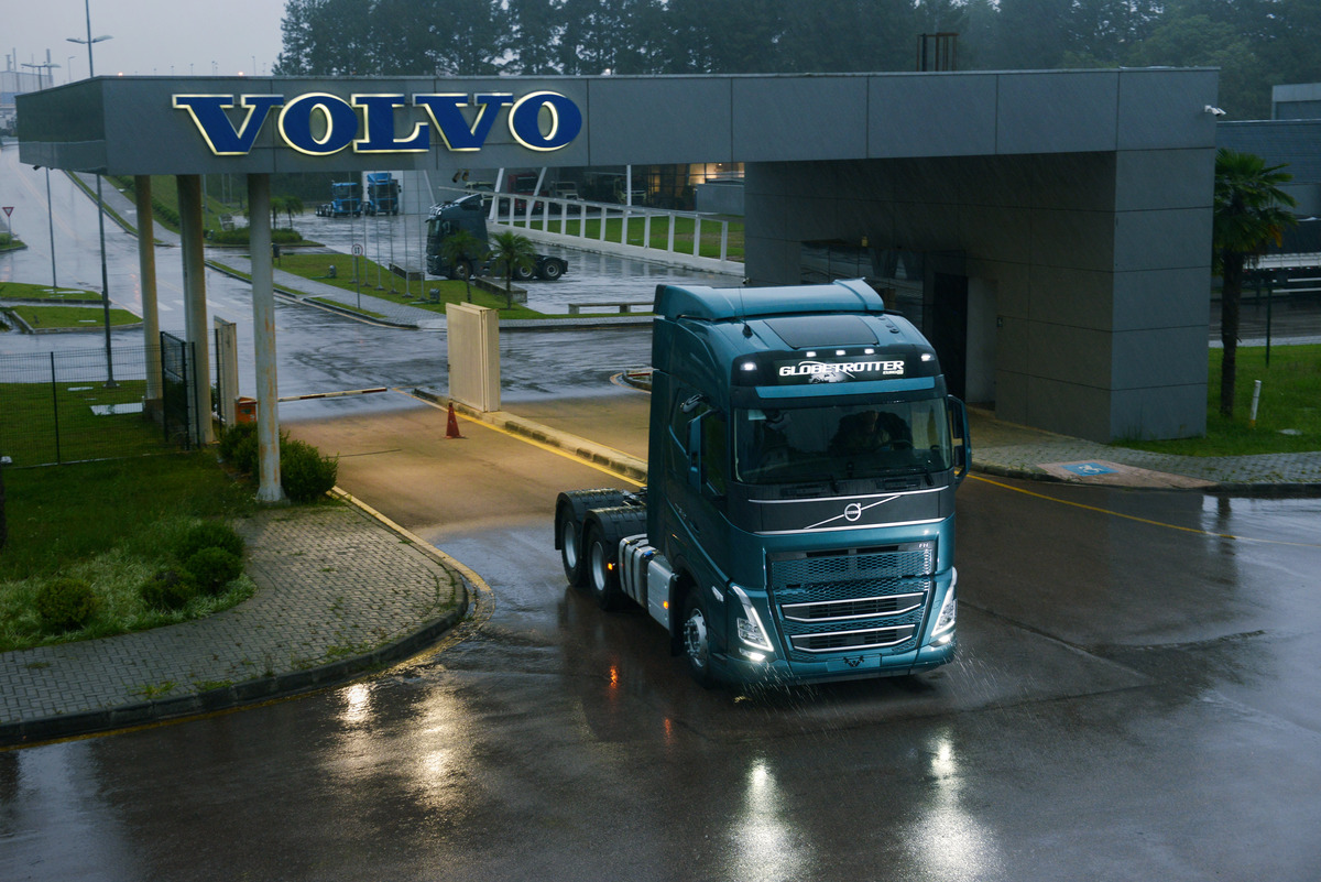 Volvo FH - Fábrica Curitiba