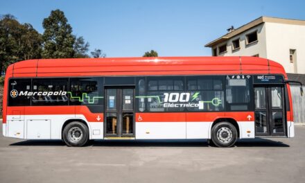 Ônibus elétrico Marcopolo chega ao Chile para testes
