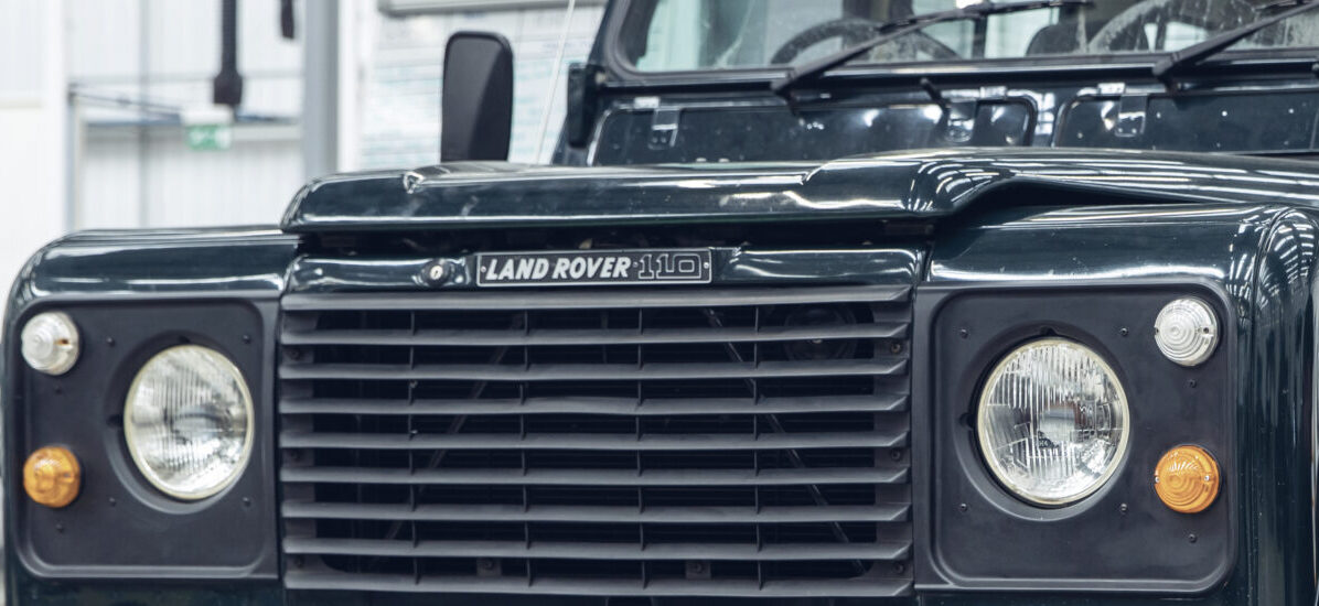 JLR põe fim à cultuada marca Land Rover