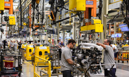 Mercedes-Benz do Brasil already exported 350 thousand engines