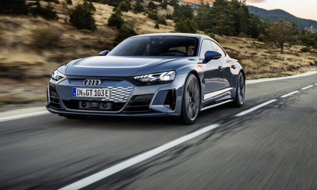 Audi inicia pré-venda do elétrico e-tron GT por R$ 700mil