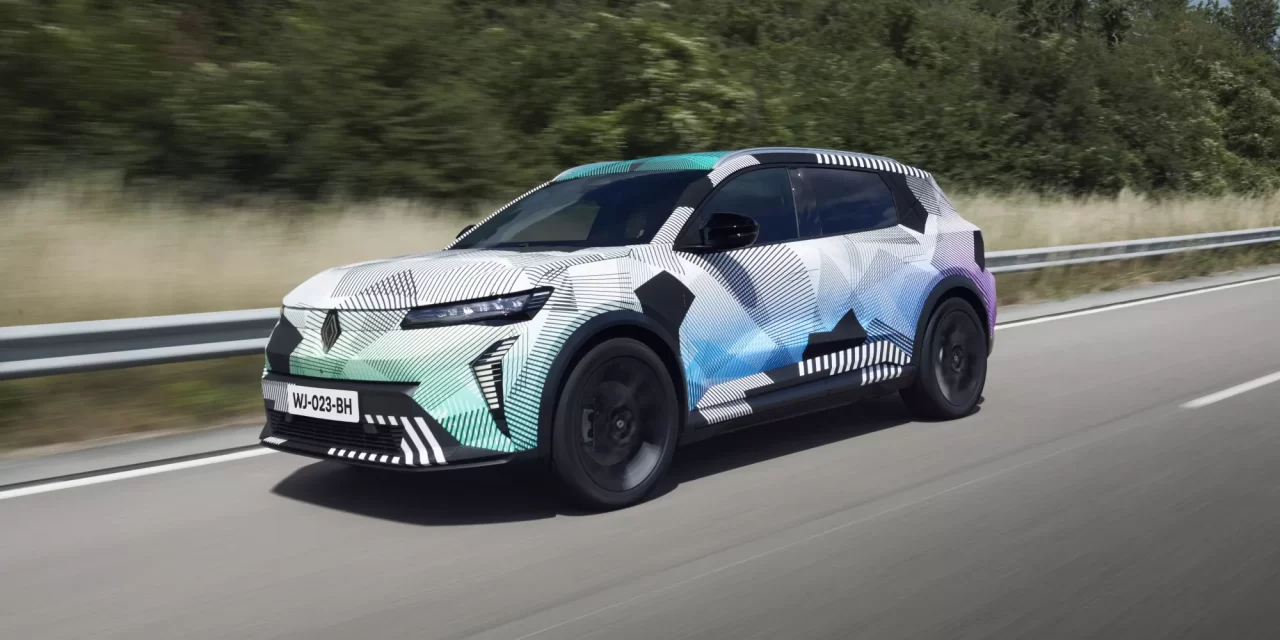 Renault Scénic renascerá elétrico em setembro