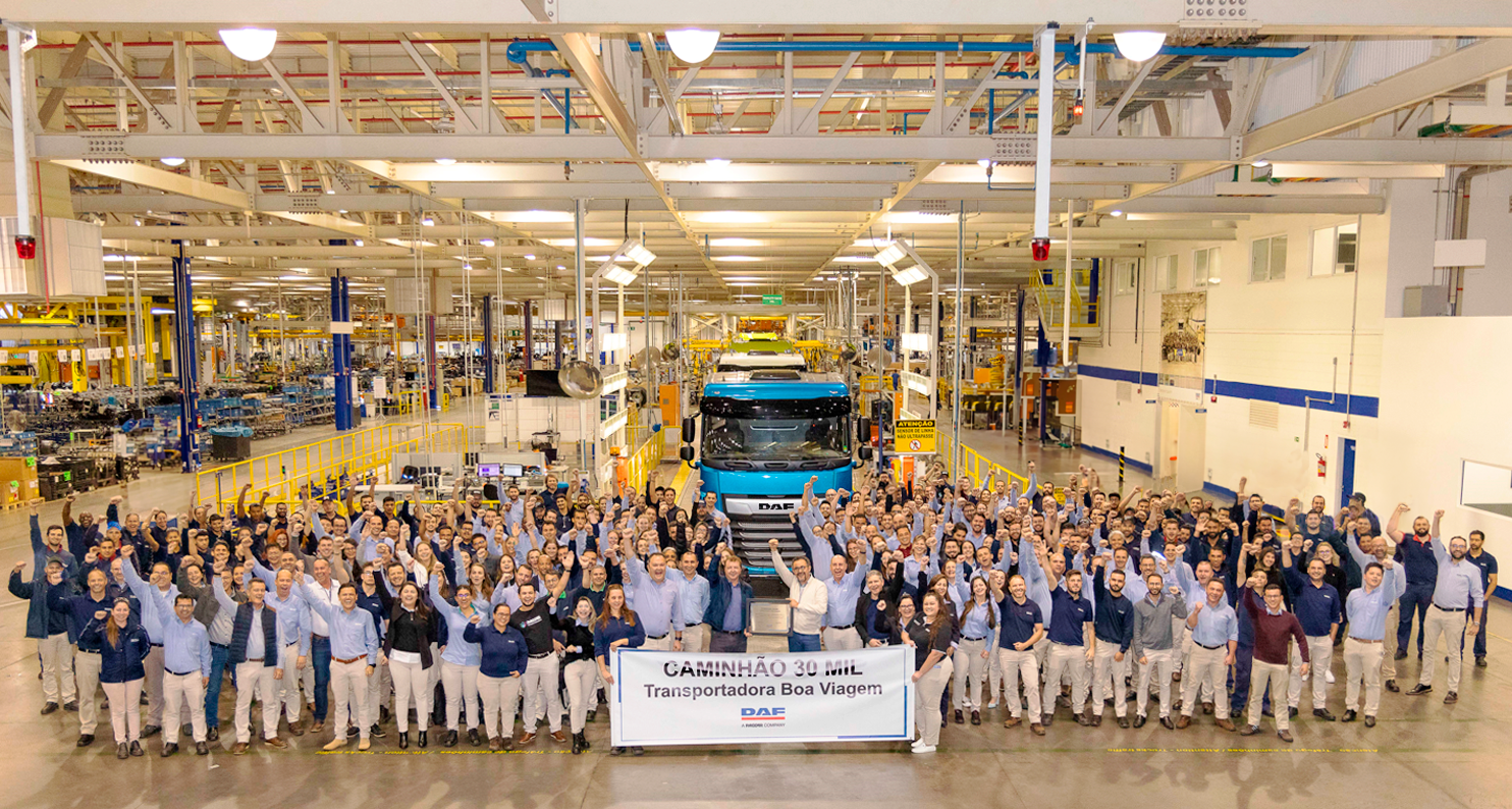 Em 10 anos, 30 mil caminhões produzidos pela Daf no Brasil