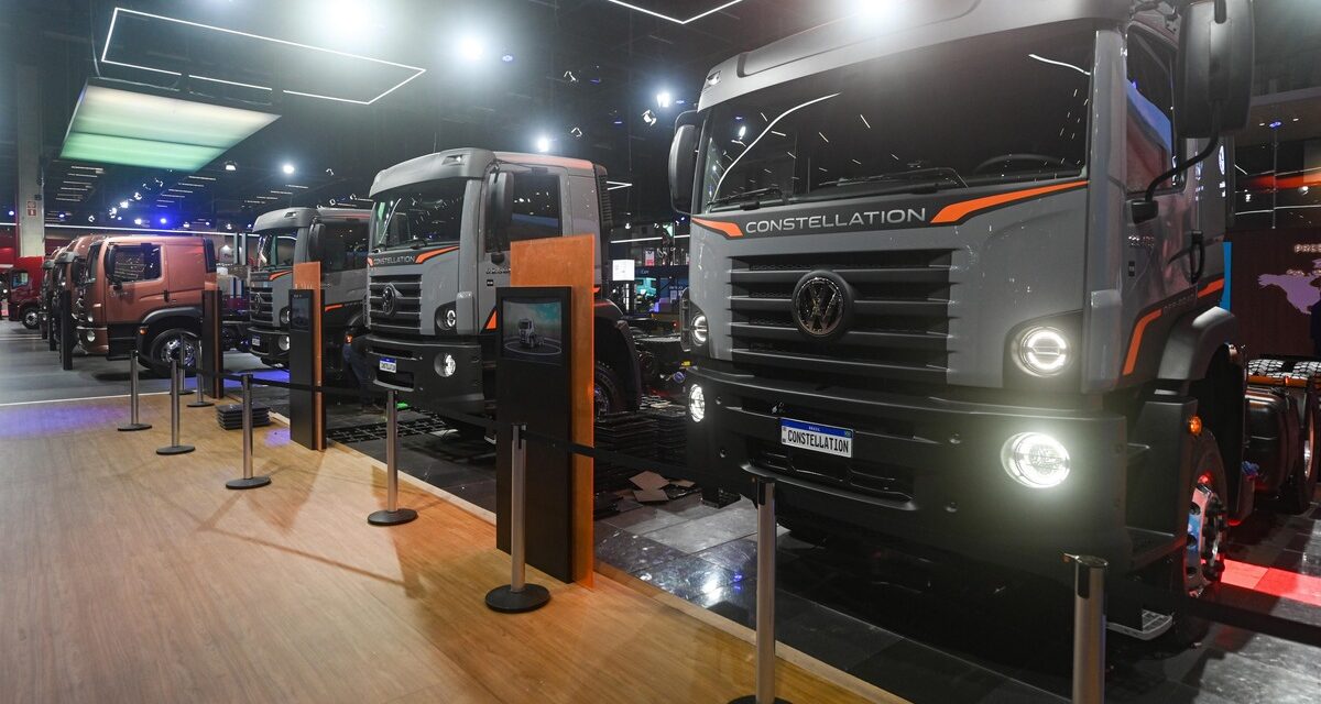 VWCO estreia versão de caminhão Constellation 8×4 na Concrete Show