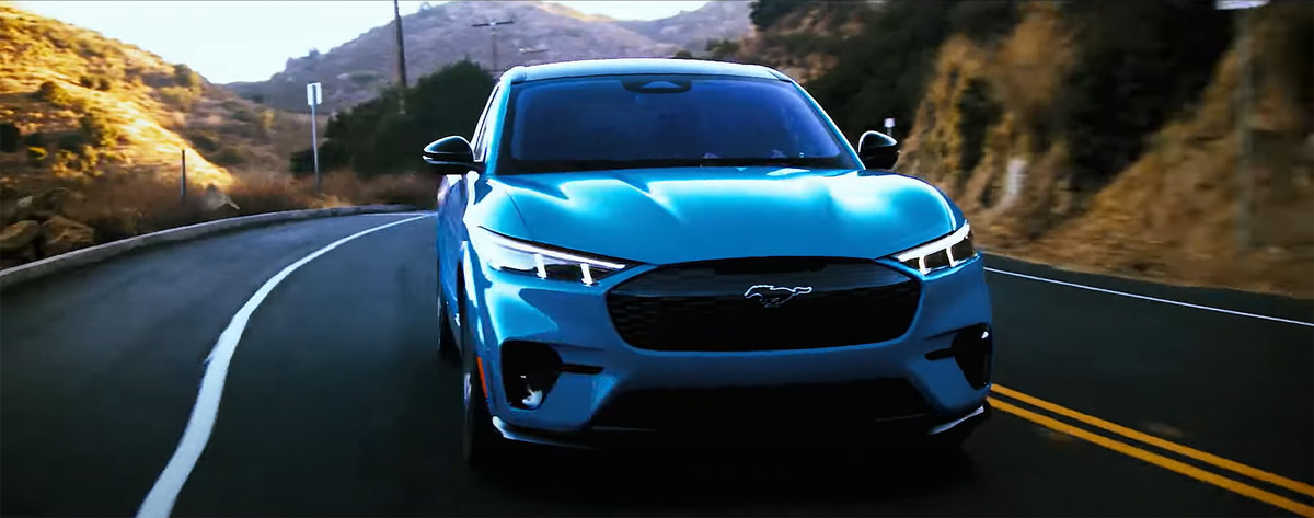 Ford dá largada de lançamento do Mustang Mach-E em vídeo
