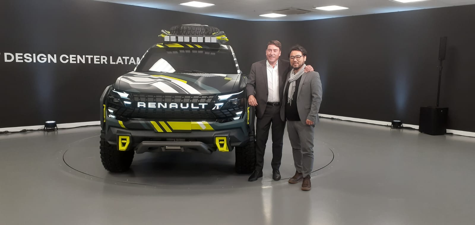 Renault inaugura centro de design no Paraná