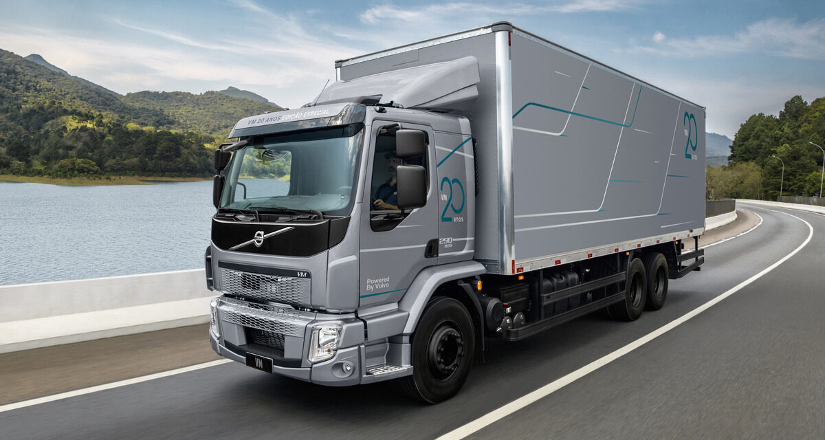 Volvo VM completa 20 anos com a liderança nas vendas