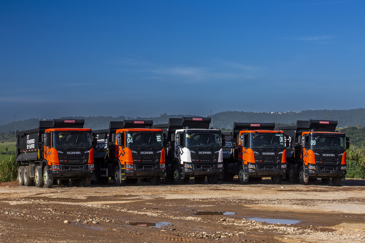 Scania incorpora novo trem de força na linha de caminhões XT