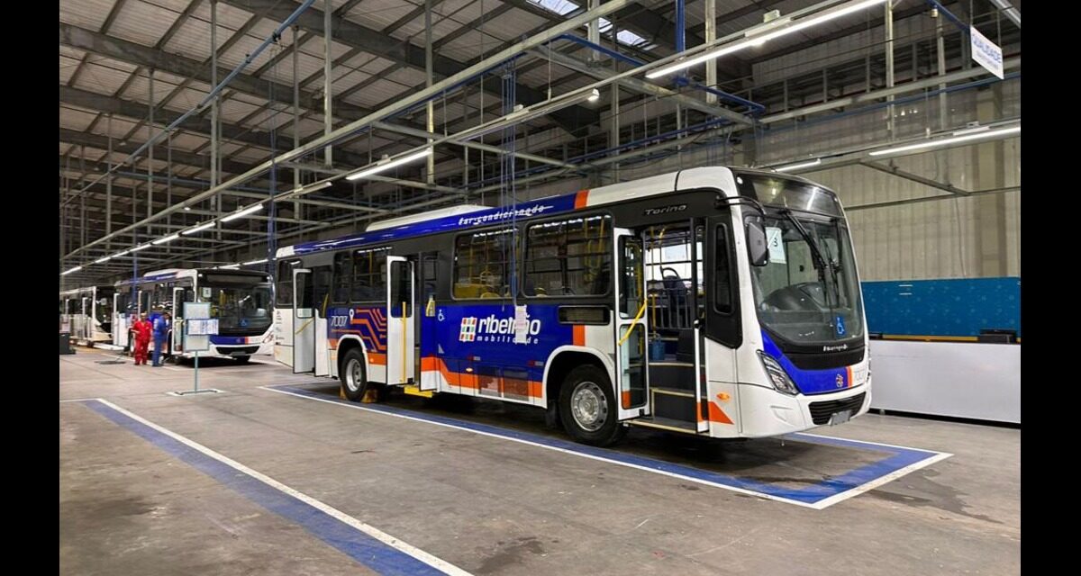 Ribeirão Preto renova frota de ônibus com a Mercedes-Benz