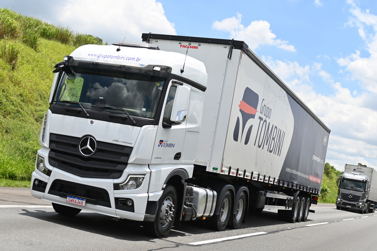 Tombini renova a frota com 100 caminhões Mercedes-Benz