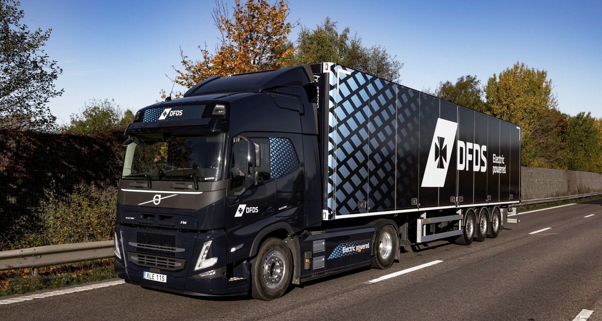 Volvo amplia a frota de caminhões elétricos da DFDS