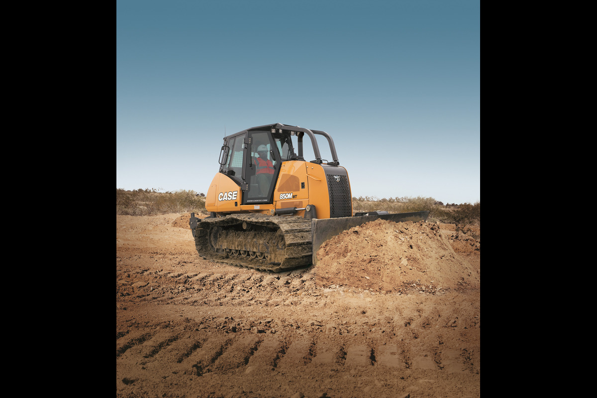 Case leva trator global de esteira produzido no Brasil para a M&T Expo 2024